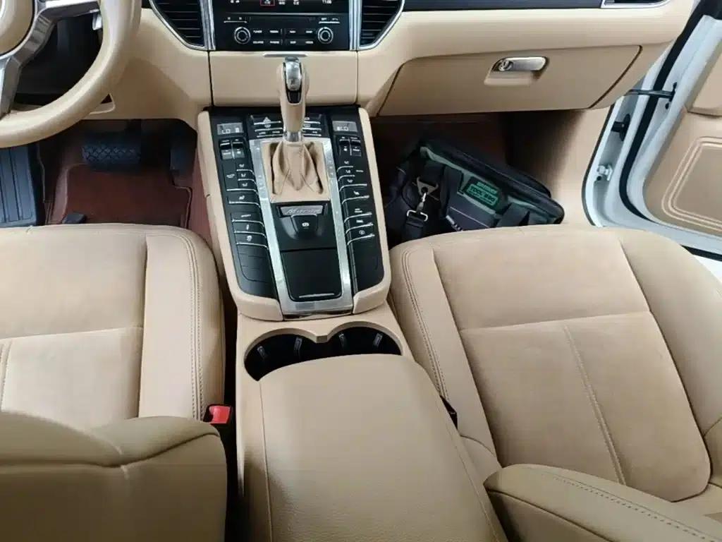 2017 Macan 2.0T — миниатюра 14