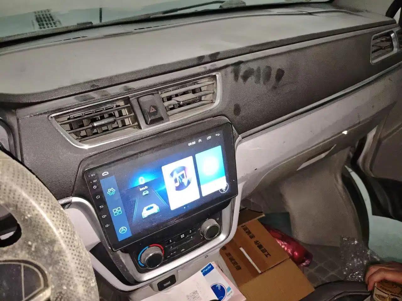Jinbei New Hiace X30L 2016 1.5L Wealth Edition Van DLCG14 — миниатюра 13