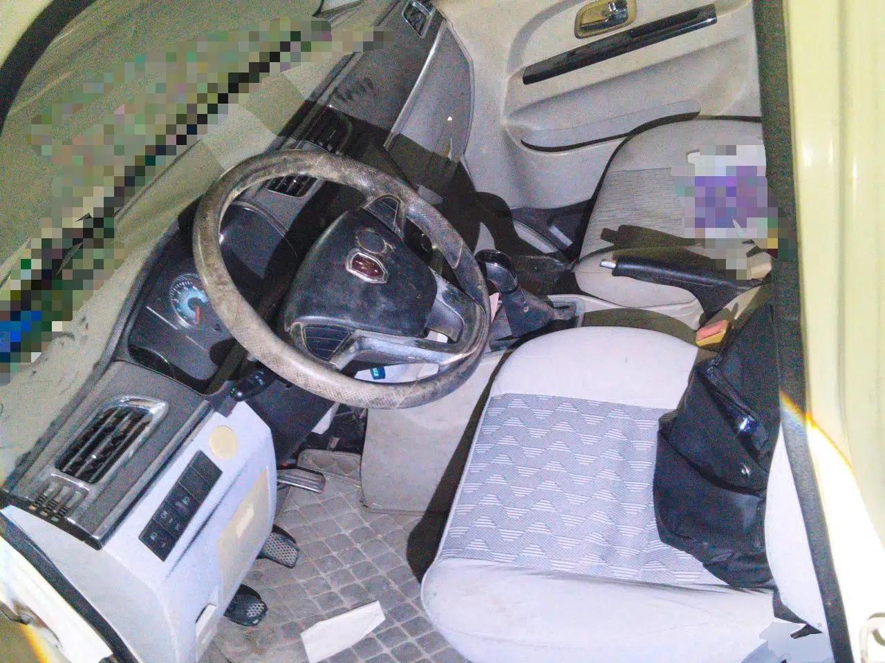 Jinbei New Hiace X30L 2016 1.5L Wealth Edition Van DLCG14 — миниатюра 15