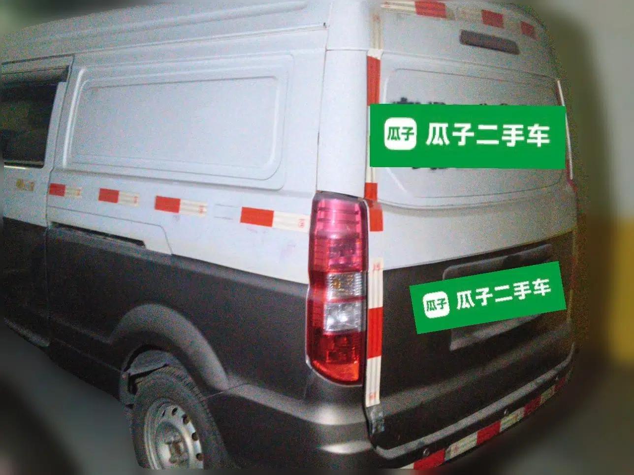 Jinbei New Hiace X30L 2016 1.5L Wealth Edition Van DLCG14 — миниатюра 4