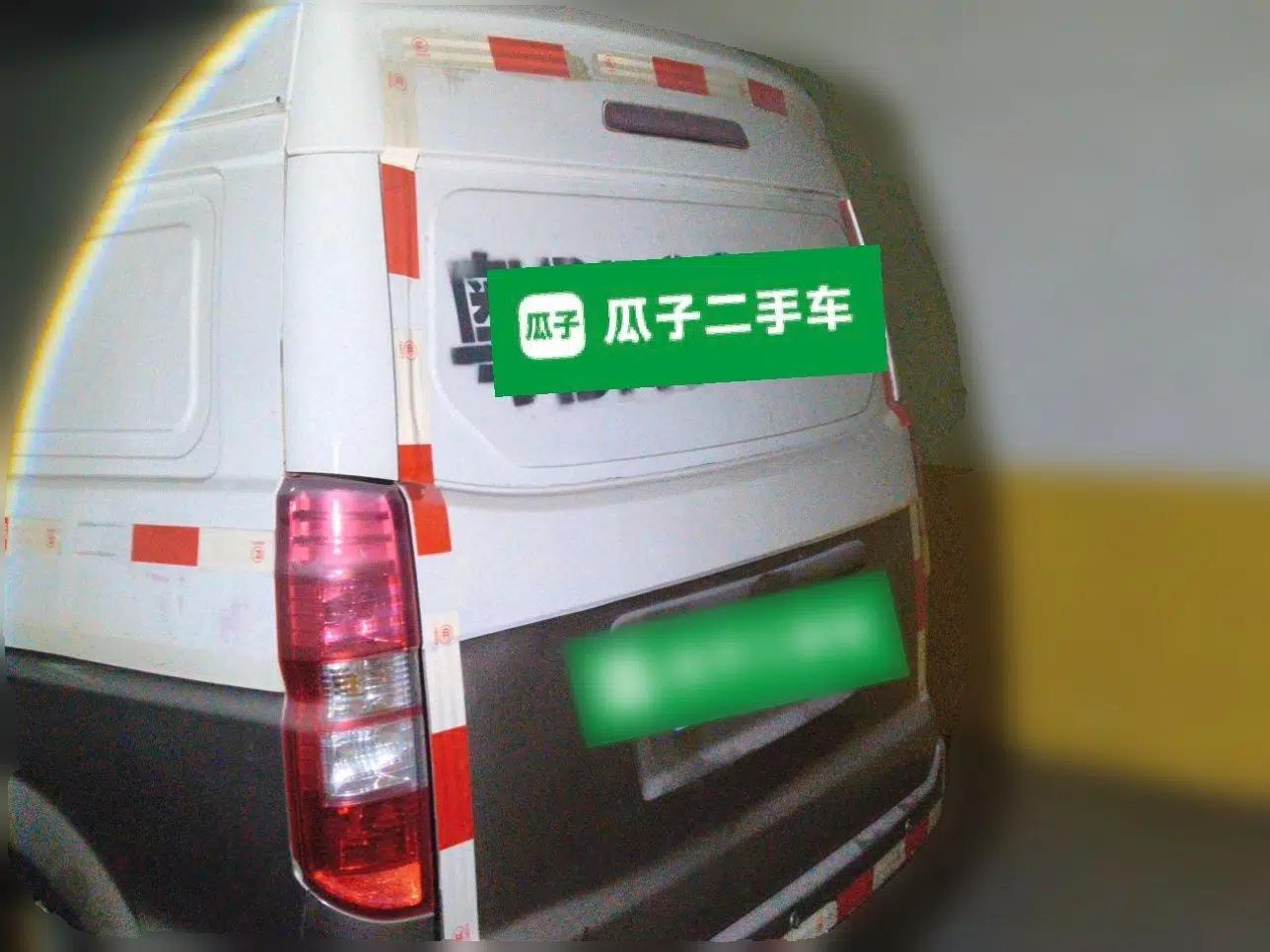 Jinbei New Hiace X30L 2016 1.5L Wealth Edition Van DLCG14 — миниатюра 5