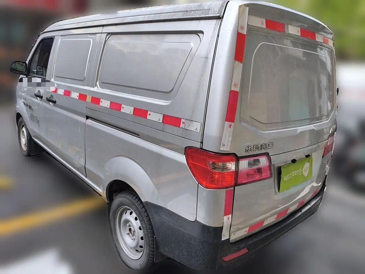 Jinbei Hiace X30 Jinbei Xiaohailong X30 2021 1.5 Manual Two-Seater Gasoline — миниатюра 4