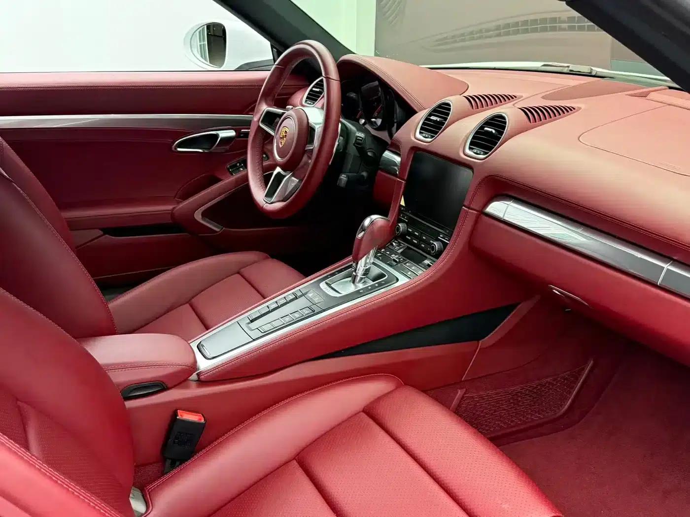 Porsche 718 Cayman 2020 2.0T — миниатюра 10