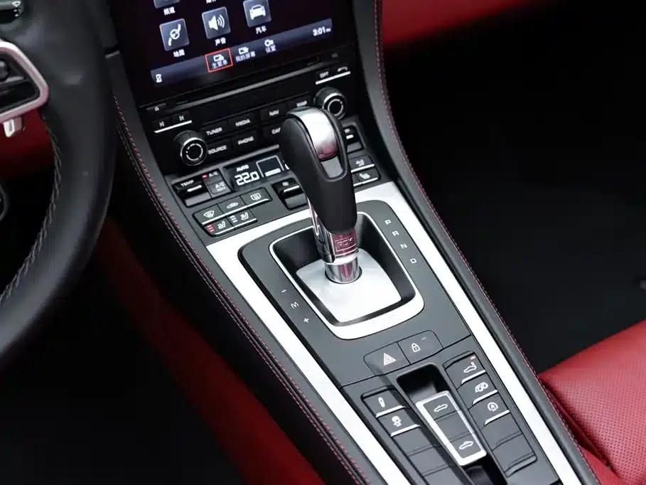 2022 Porsche 718 Boxster 2.0T — миниатюра 13