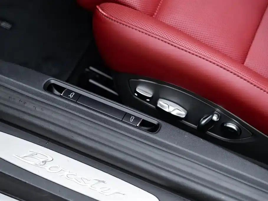 2022 Porsche 718 Boxster 2.0T — миниатюра 17