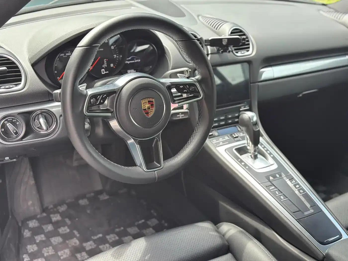 Porsche 718 Cayman 2016 2.0T — миниатюра 4