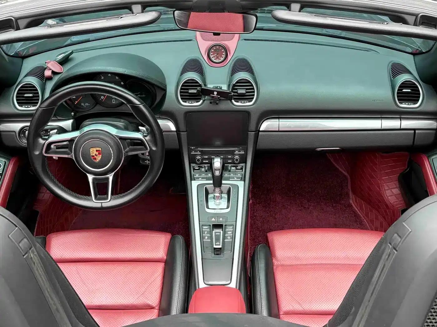 2018 Porsche 718 Boxster 2.0T — миниатюра 4