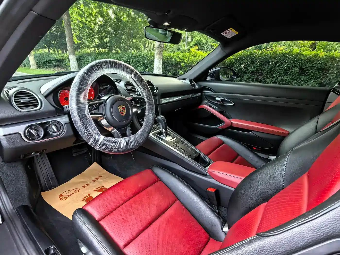 Porsche 718 Cayman 2018 2.0T — миниатюра 10