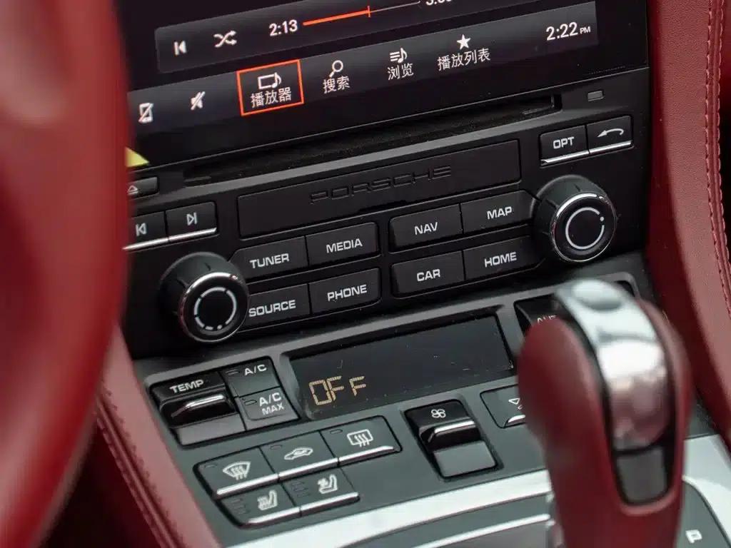 2022 Porsche 718 Boxster 2.0T — миниатюра 14
