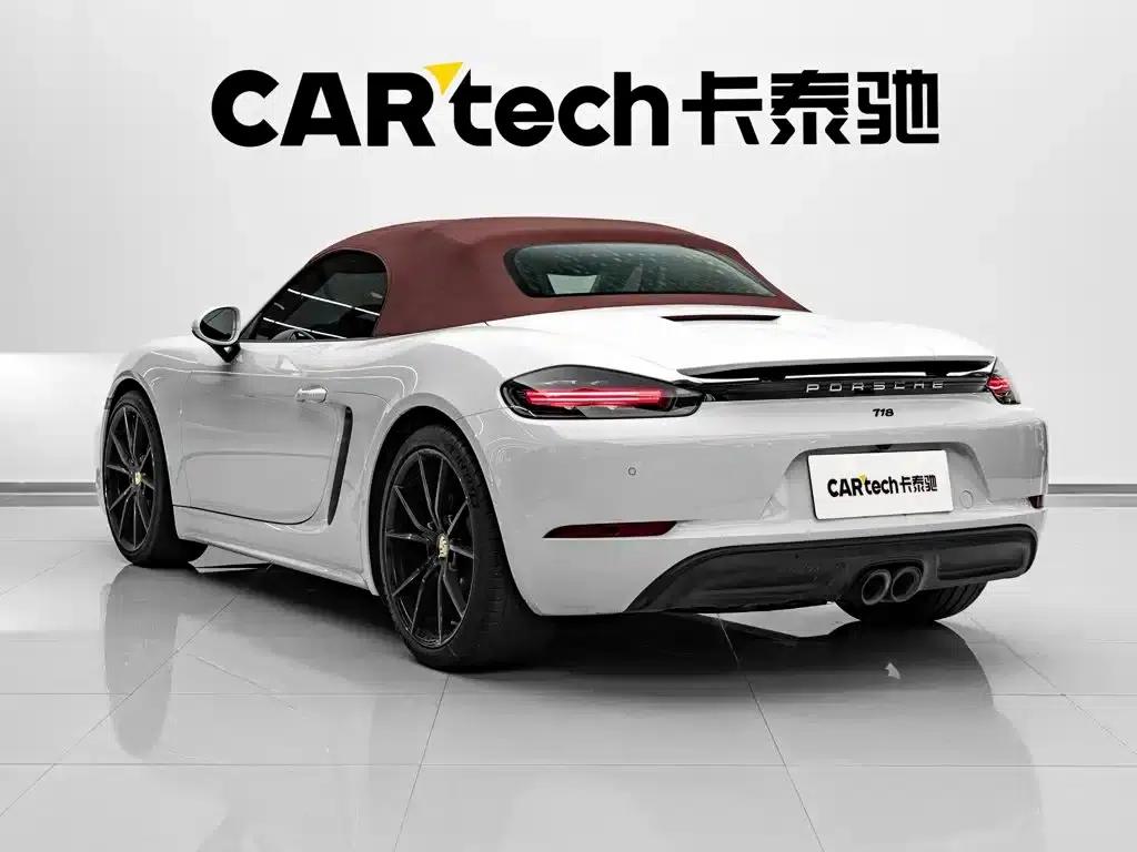 2022 Porsche 718 Boxster 2.0T — миниатюра 5