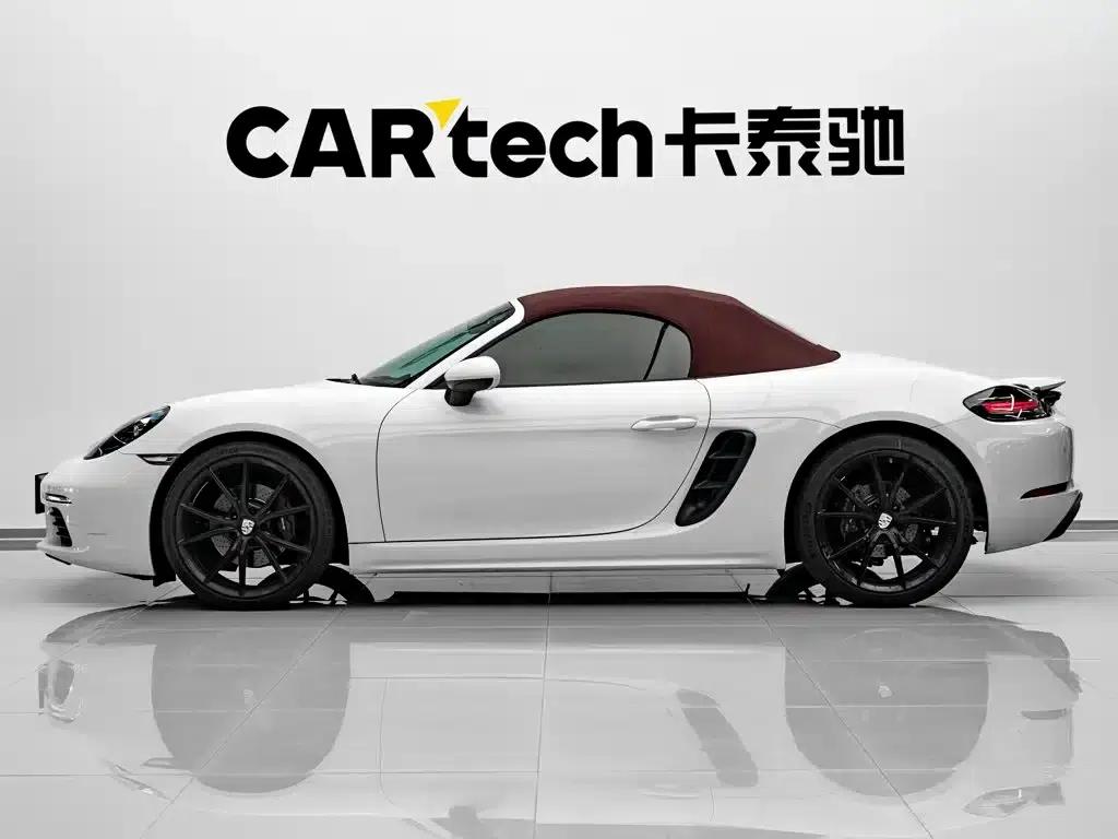 2022 Porsche 718 Boxster 2.0T — миниатюра 8
