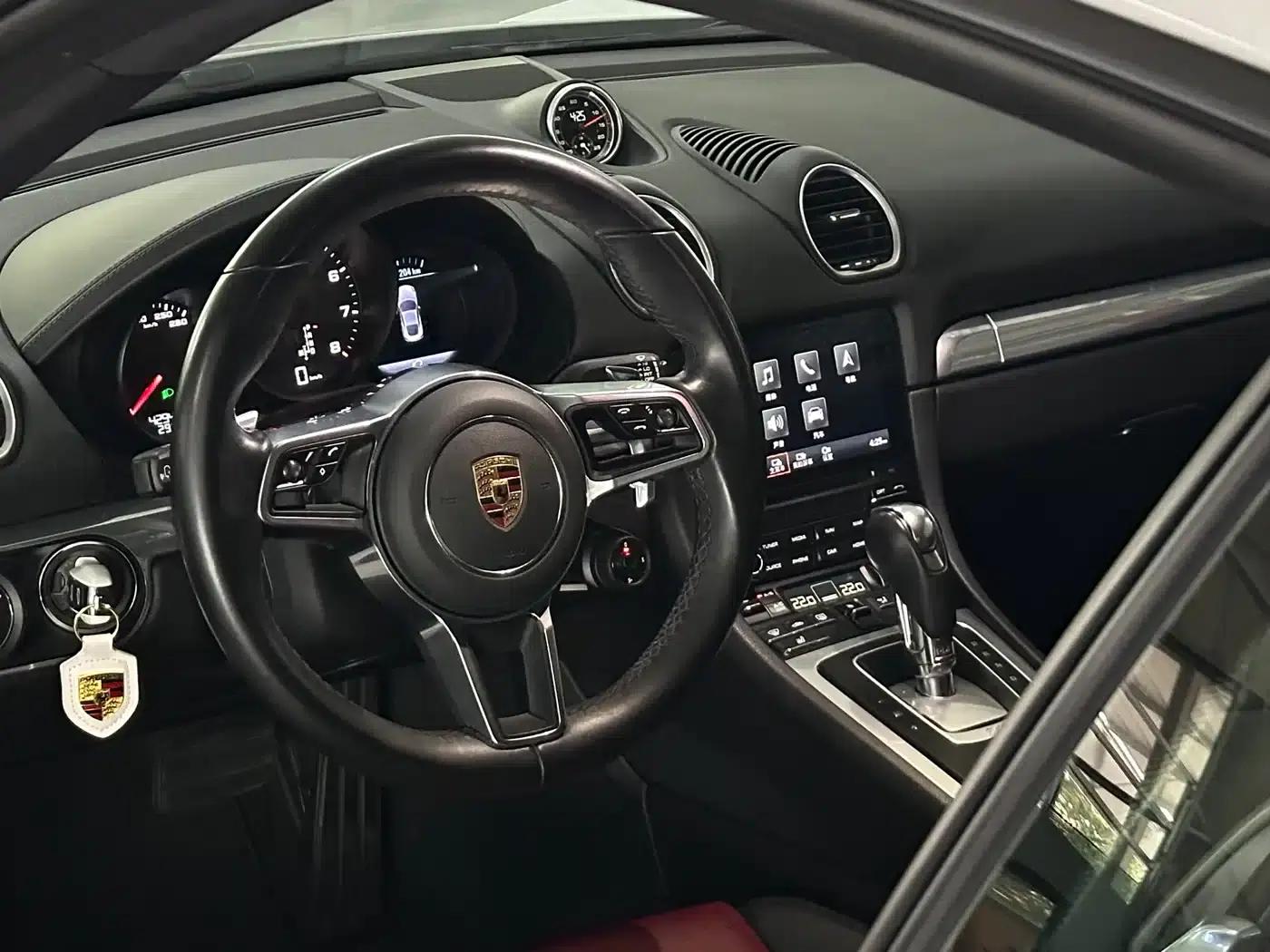 Porsche 718 Cayman 2022 2.0T — миниатюра 7