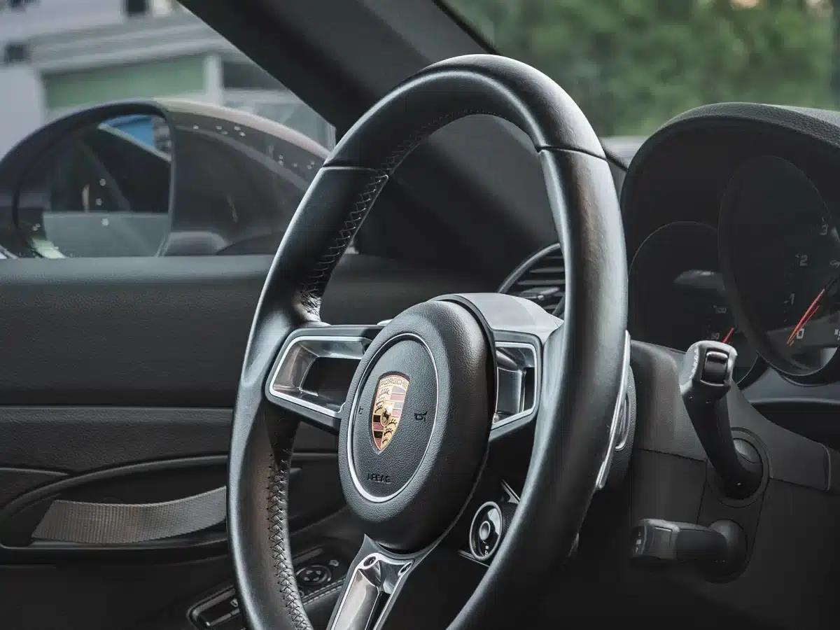 Porsche 718 2021 Cayman T 2.0T — миниатюра 9