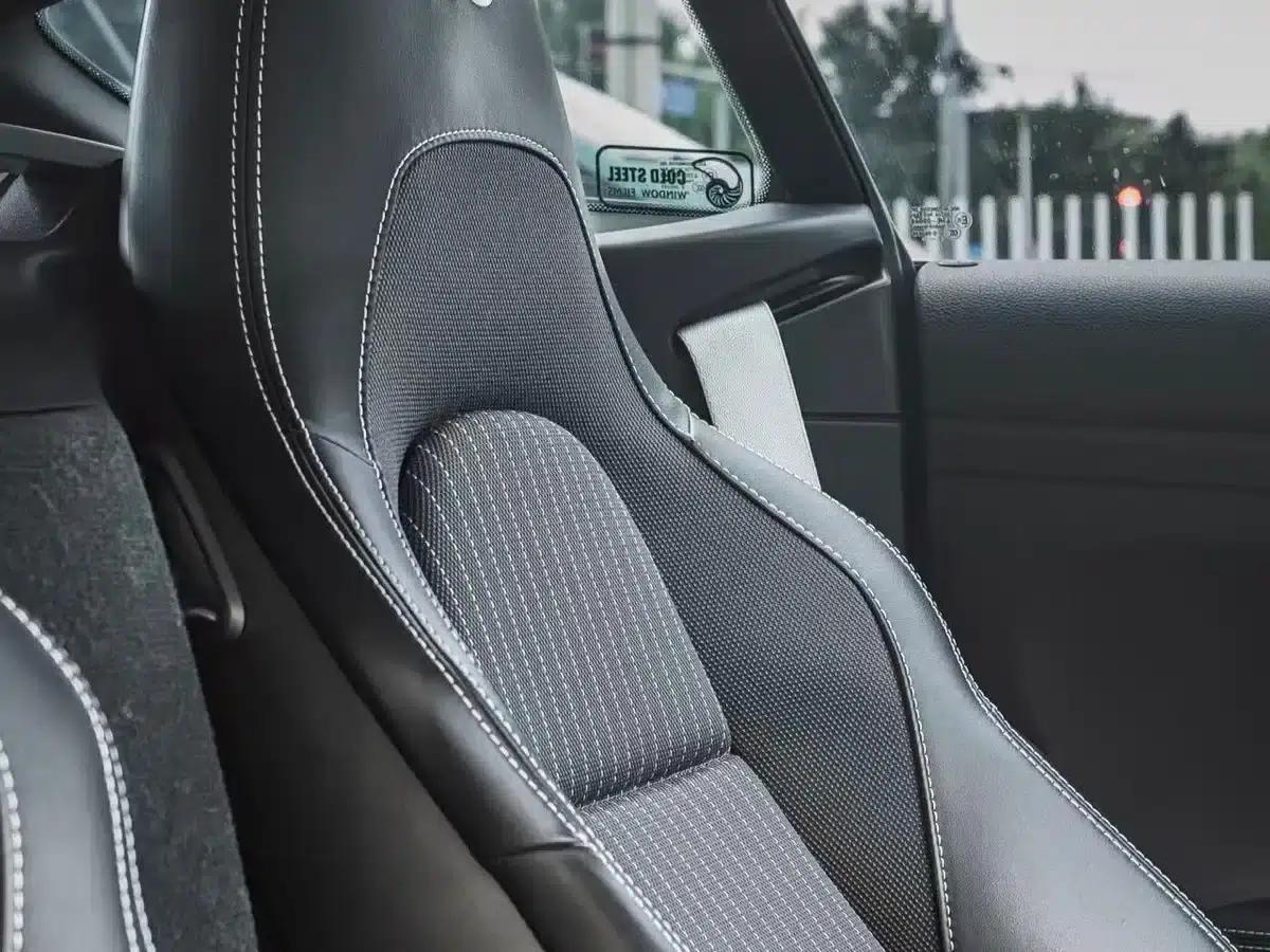 Porsche 718 2021 Cayman T 2.0T — миниатюра 10