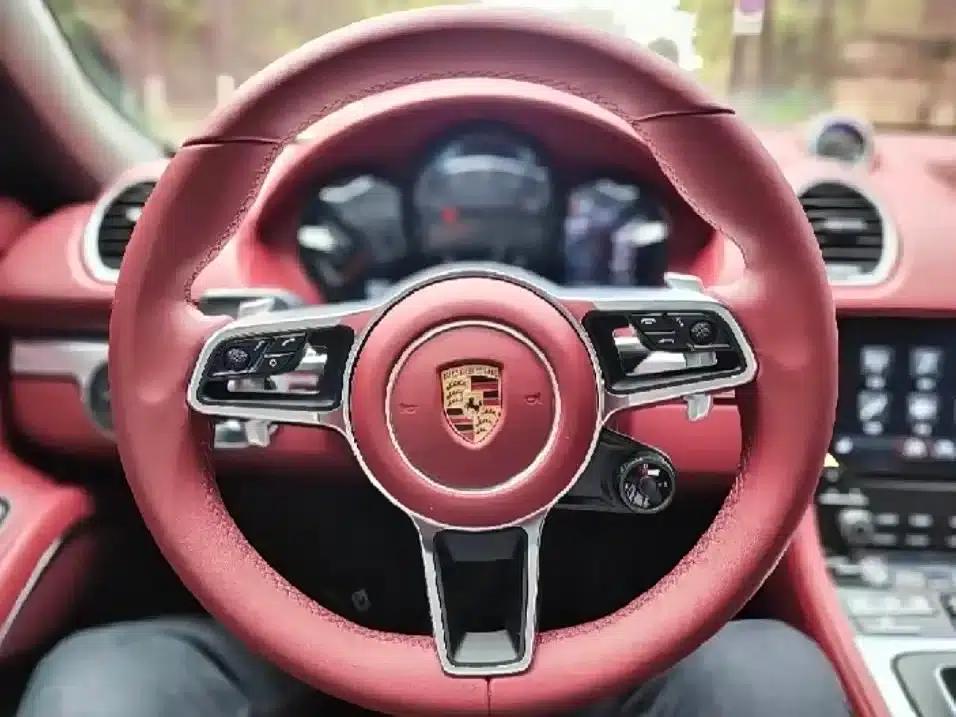 2022 Porsche 718 Boxster 2.0T — миниатюра 5