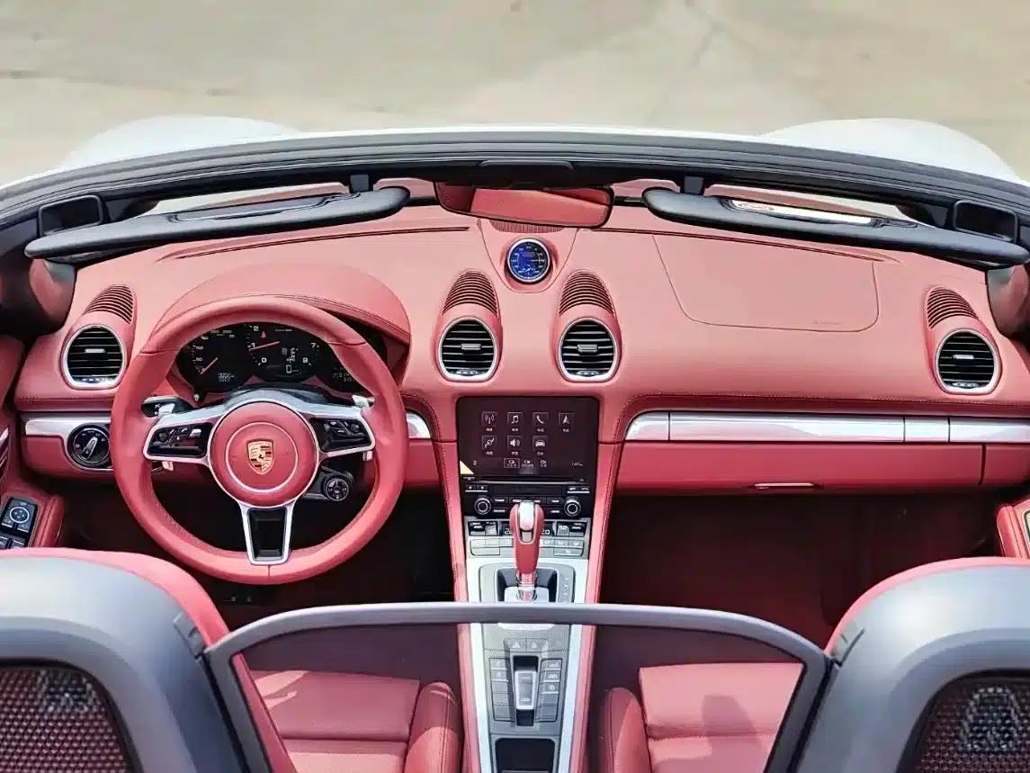 2022 Porsche 718 Boxster 2.0T — миниатюра 6