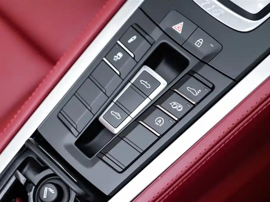 2022 Porsche 718 Boxster 2.0T — миниатюра 20