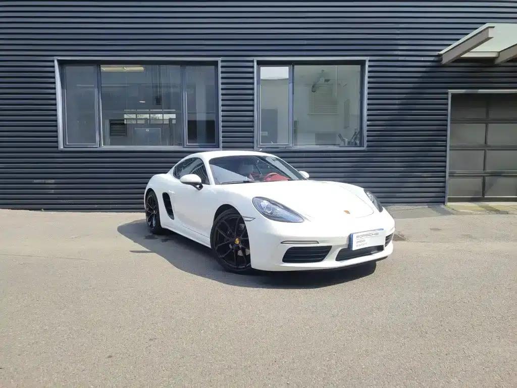 Porsche 718 2023 Cayman Style Edition 2.0T — миниатюра 2
