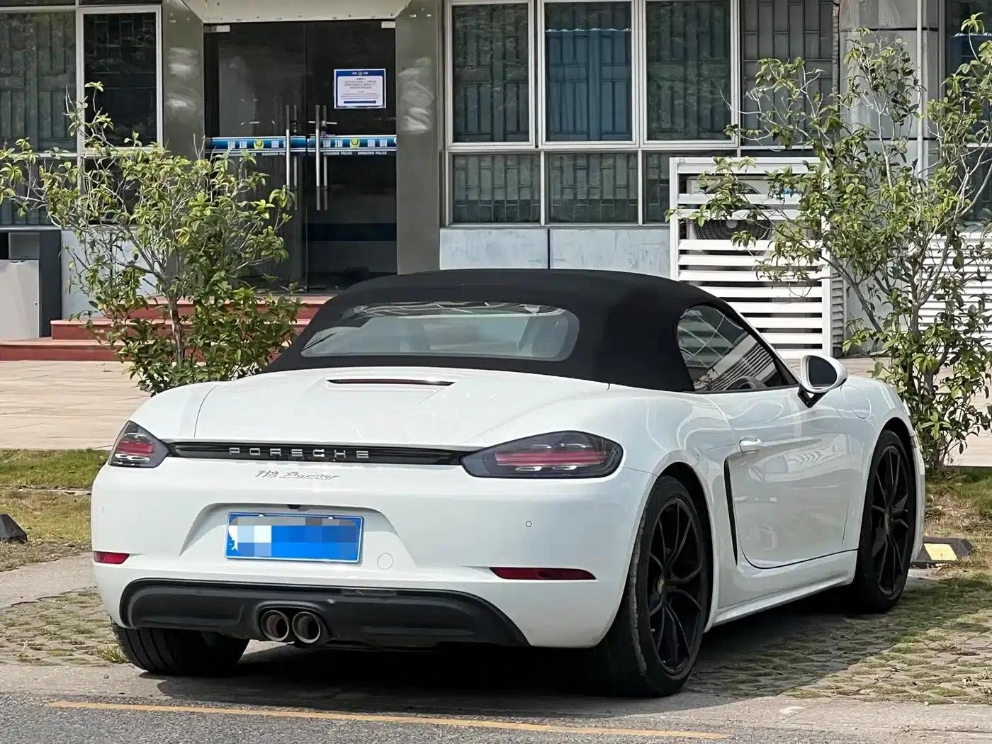 2023 Porsche 718 Boxster Style Edition 2.0T — миниатюра 14
