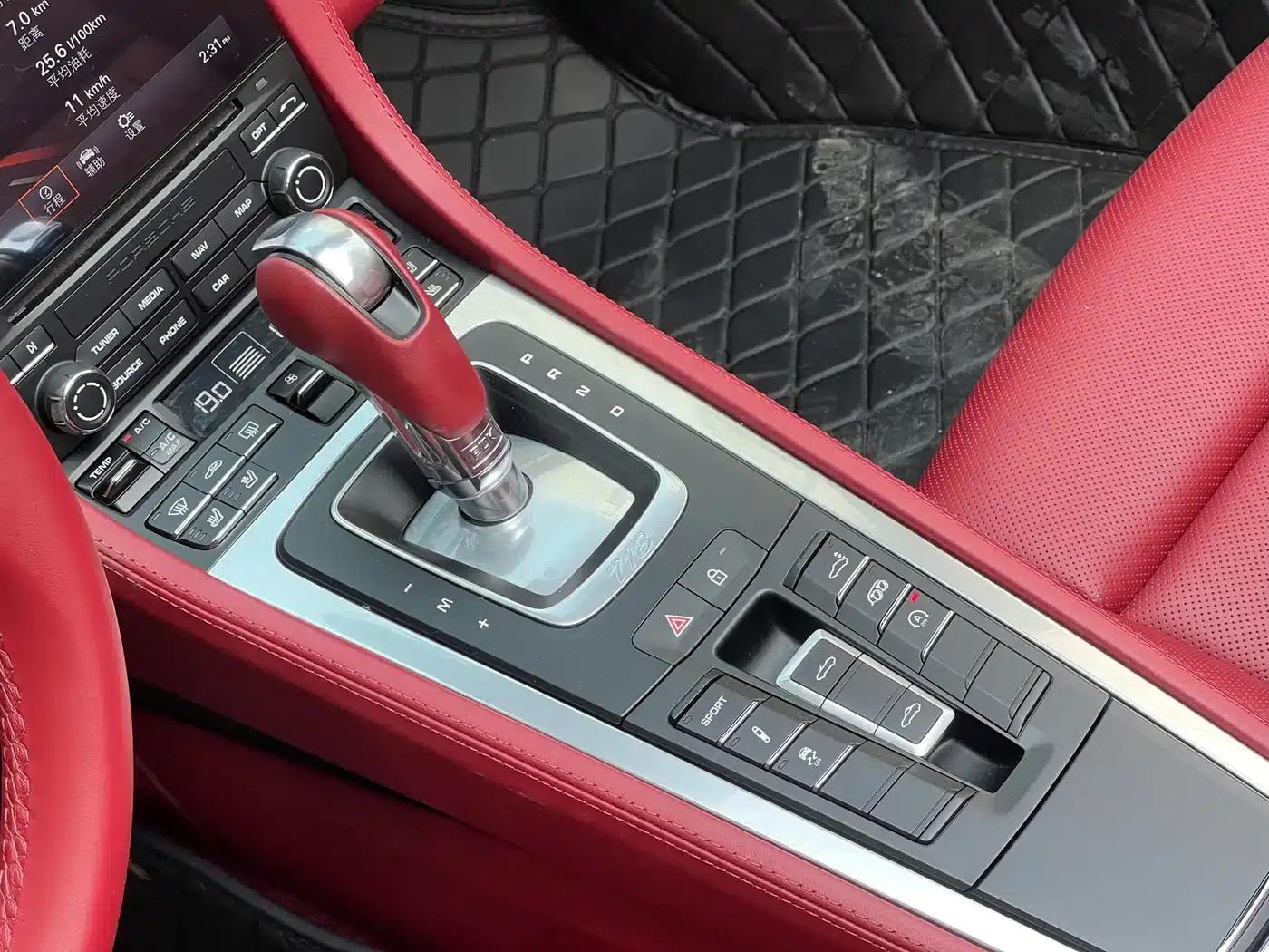 2023 Porsche 718 Boxster Style Edition 2.0T — миниатюра 7