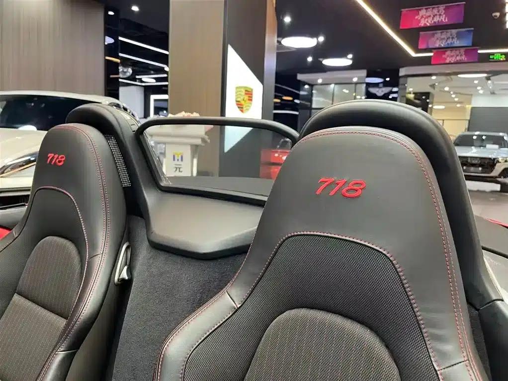 2022 Porsche 718 Boxster T 2.0T — миниатюра 12