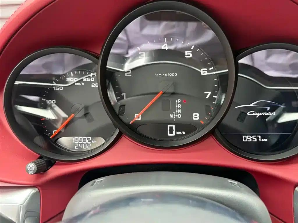 Porsche 718 Cayman 2022 2.0T — миниатюра 15