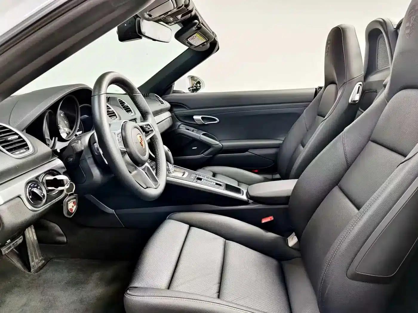 2020 Porsche 718 Boxster 2.0T — миниатюра 13