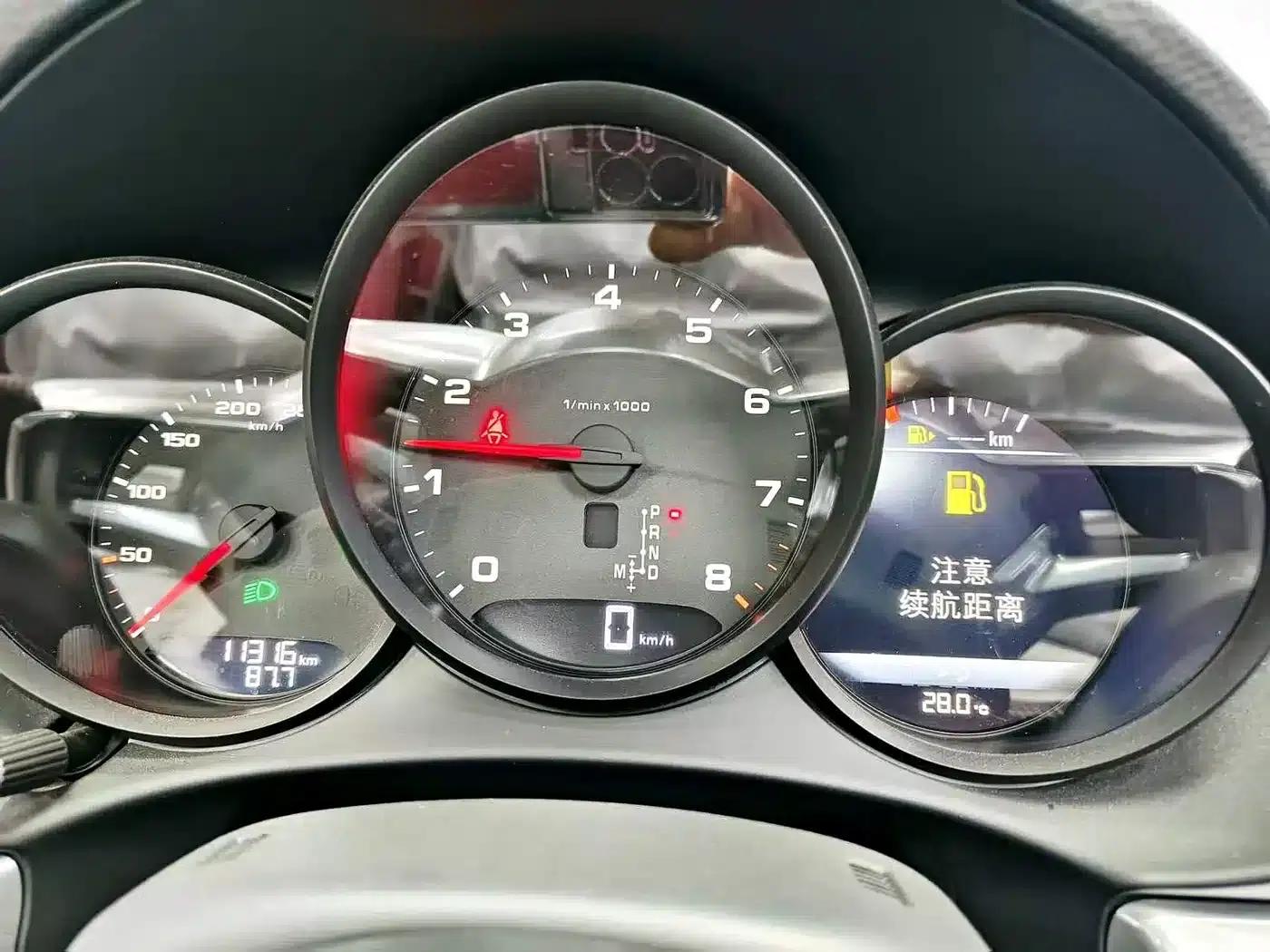 2020 Porsche 718 Boxster 2.0T — миниатюра 9