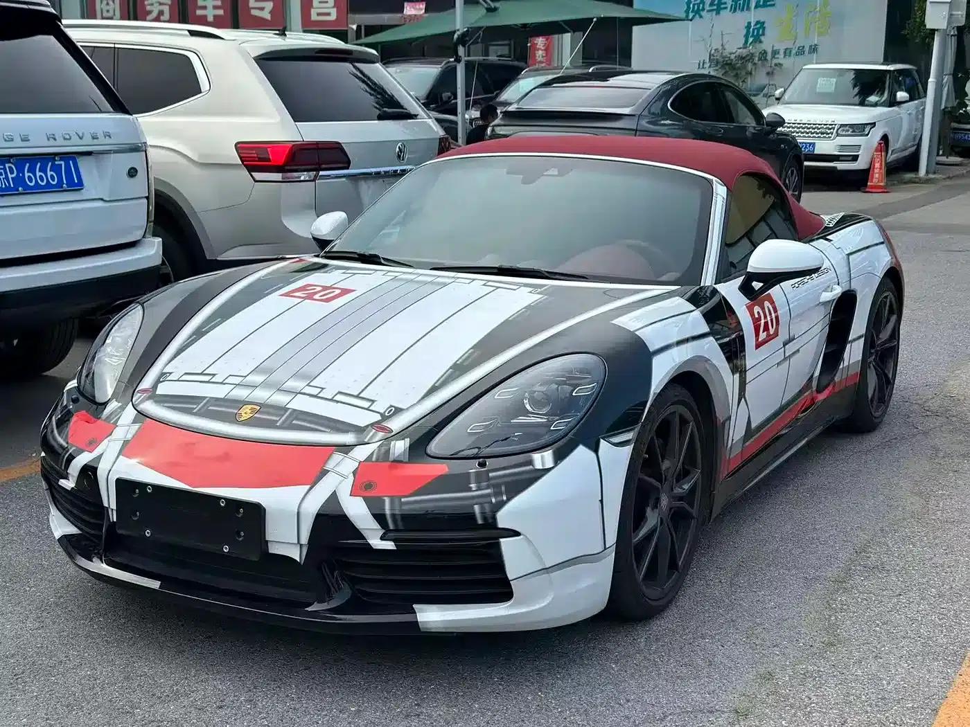 2022 Porsche 718 Boxster T 2.0T — миниатюра 1