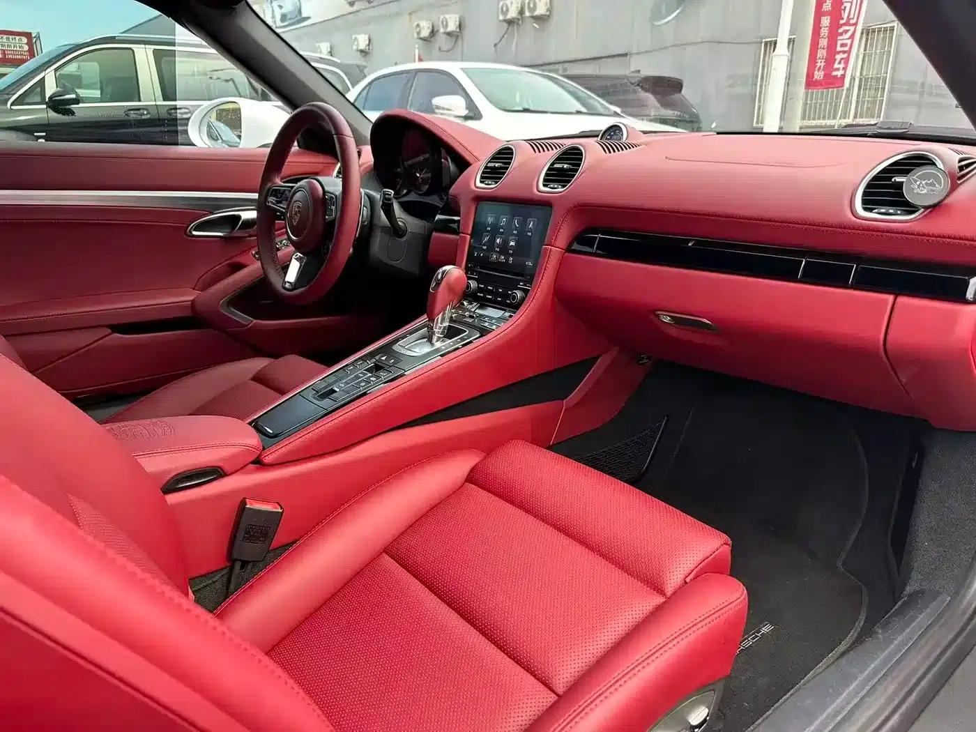 2022 Porsche 718 Boxster T 2.0T — миниатюра 9