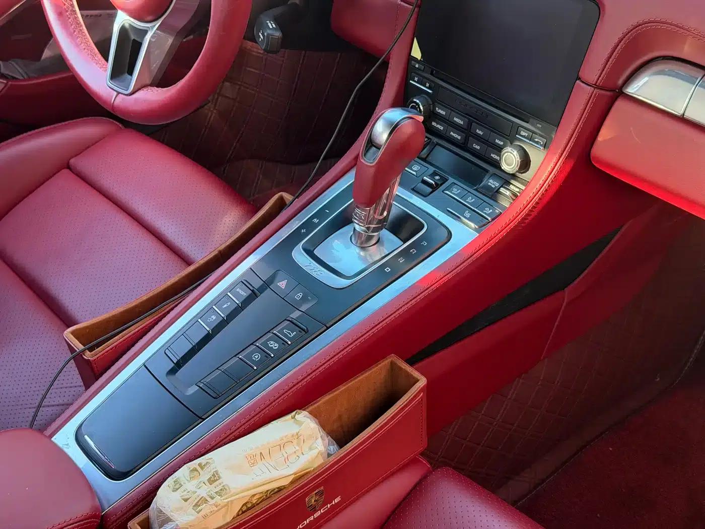 Porsche 718 Cayman 2022 2.0T — миниатюра 6