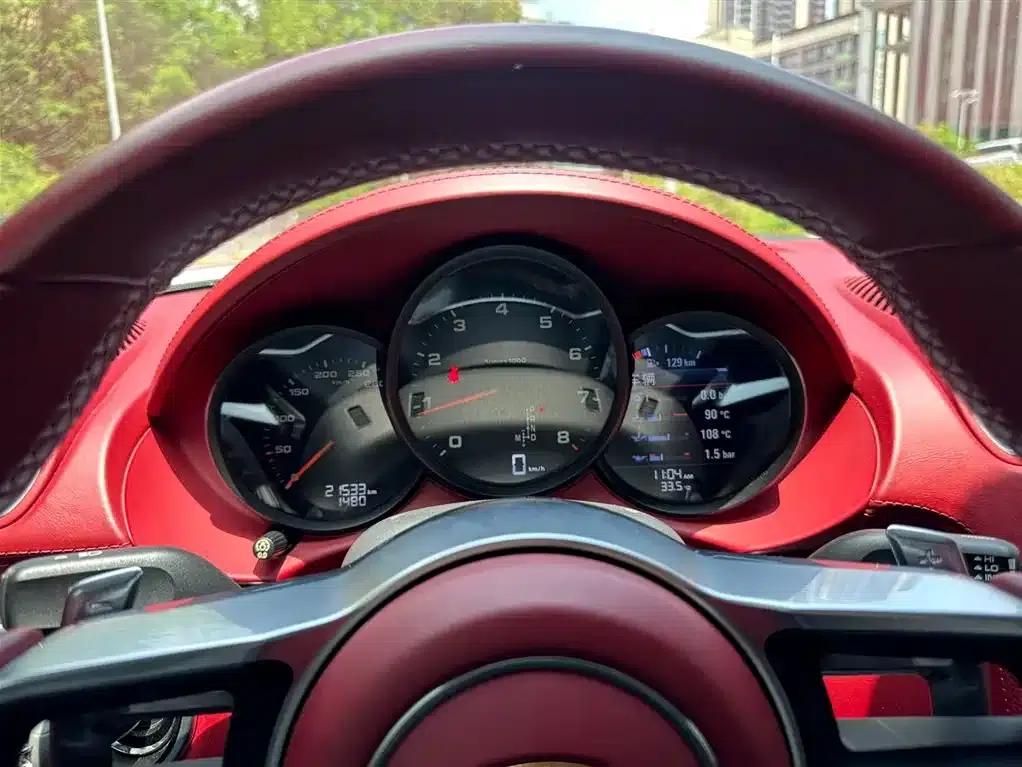2018 Porsche 718 Boxster 2.0T — миниатюра 15