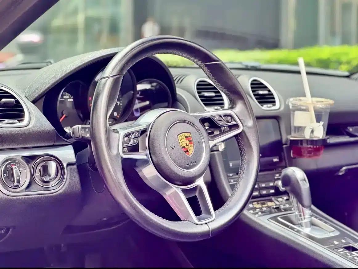 2018 Porsche 718 Boxster 2.0T — миниатюра 10
