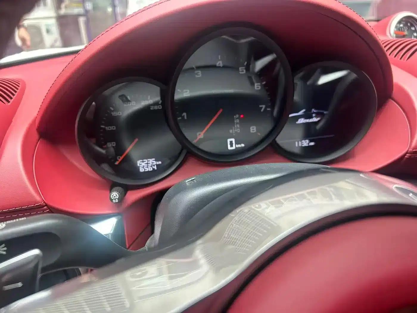2022 Porsche 718 Boxster 2.0T — миниатюра 4