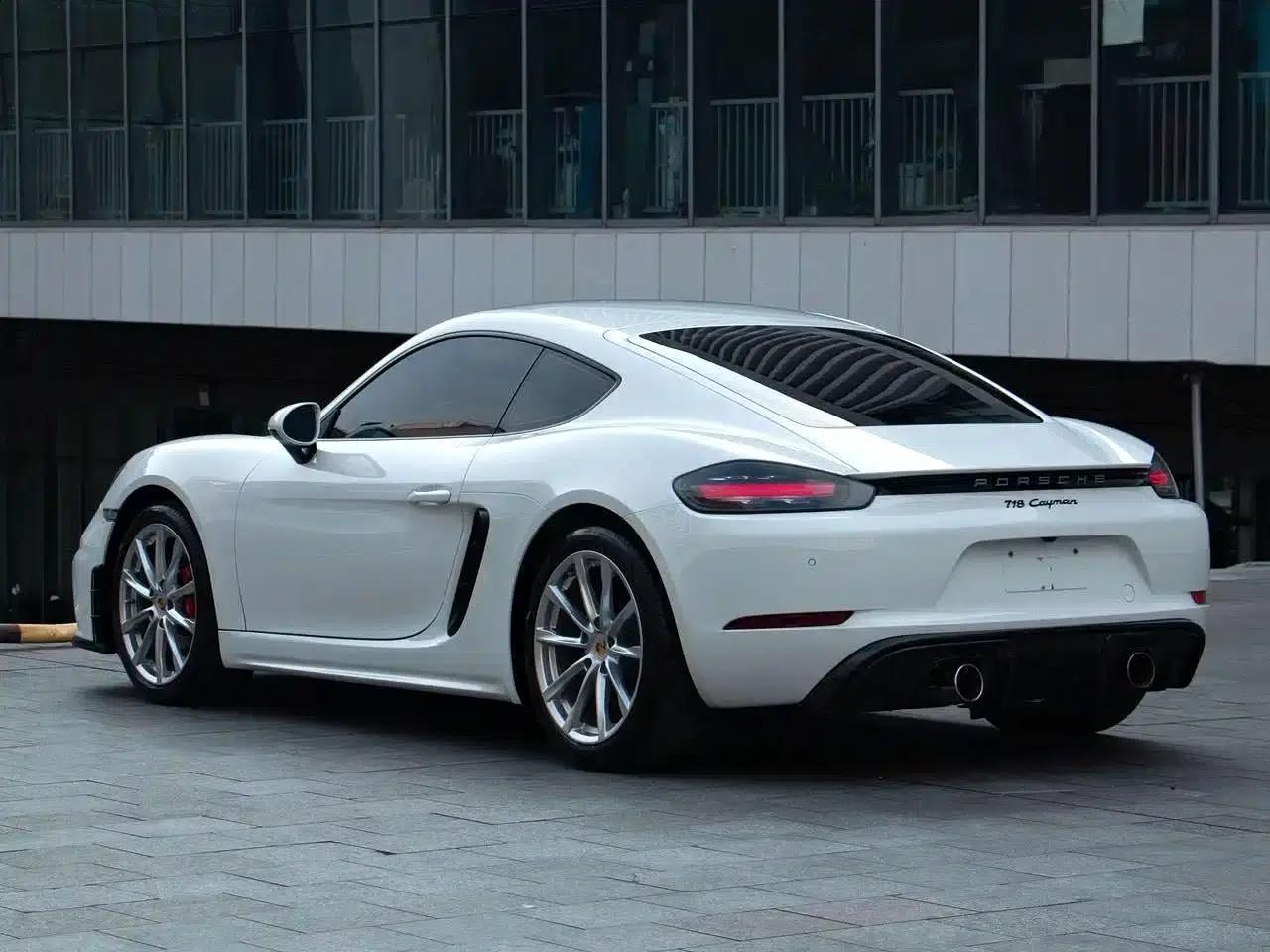 Porsche 718 Cayman 2016 2.0T — миниатюра 8