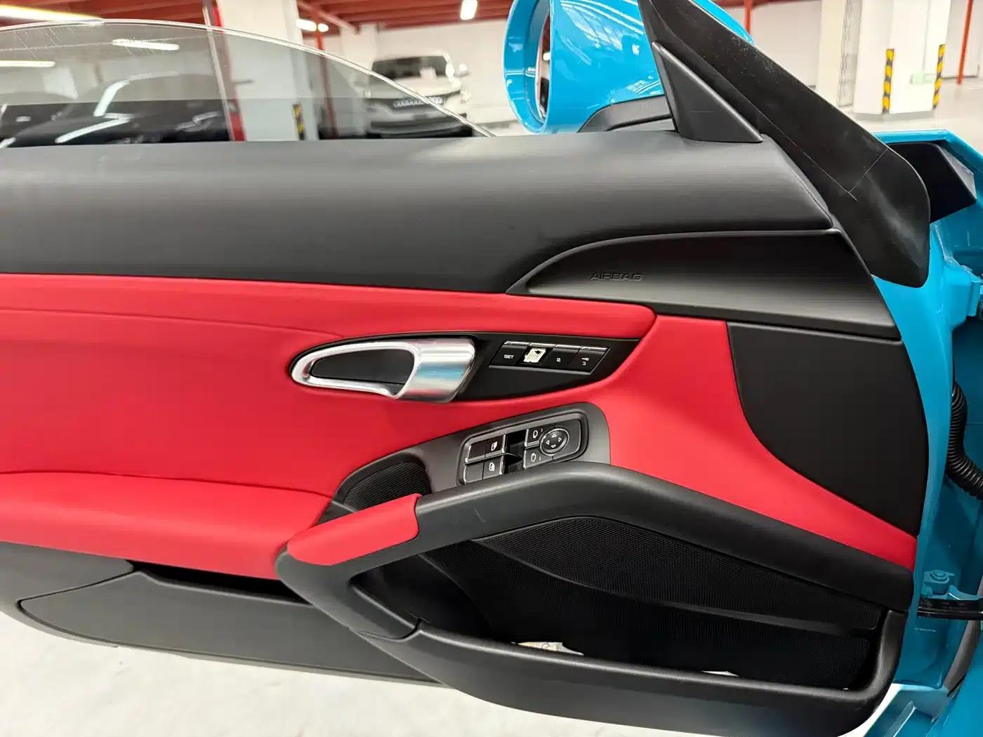 2018 Porsche 718 Boxster 2.0T — миниатюра 10