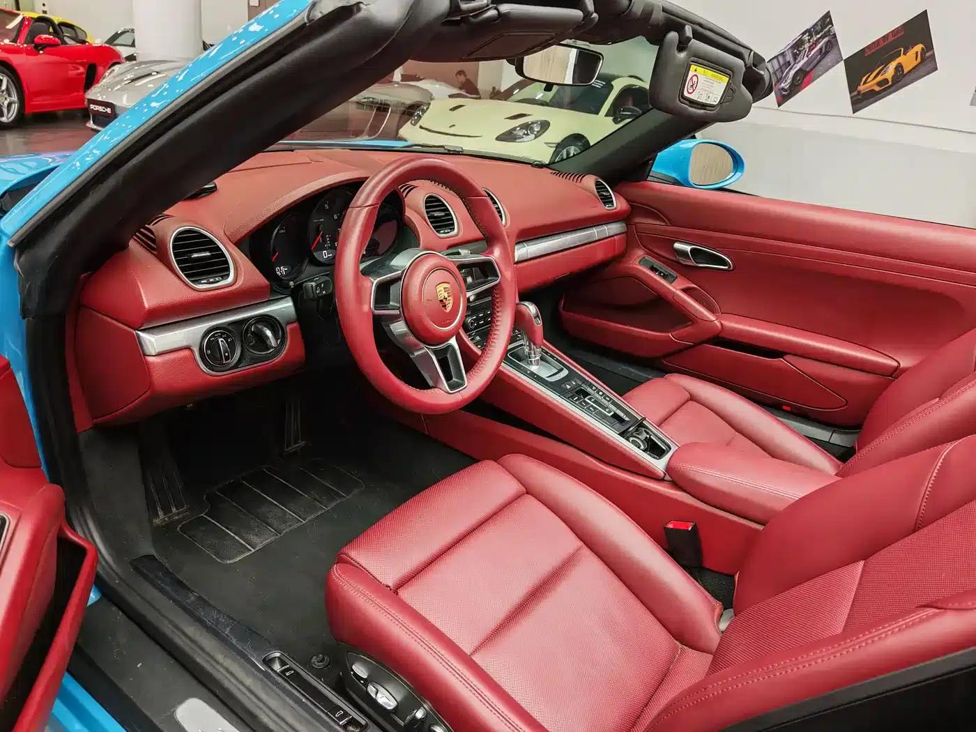 2018 Porsche 718 Boxster 2.0T — миниатюра 6