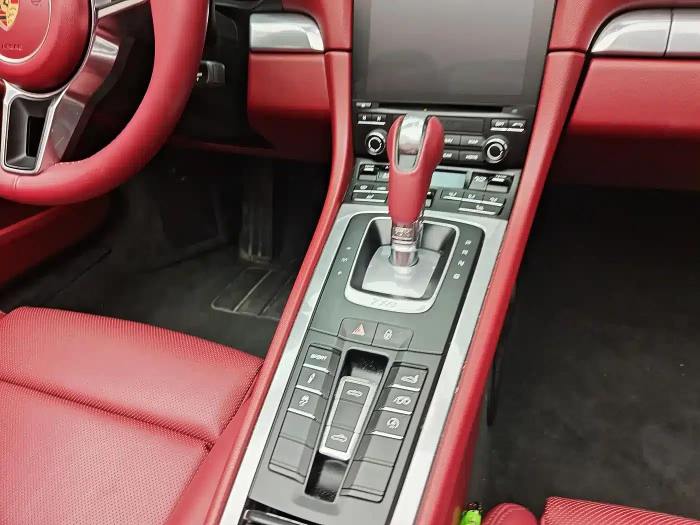 2018 Porsche 718 Boxster 2.0T — миниатюра 8