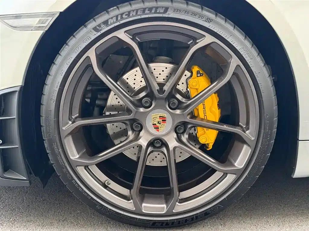 Porsche 718 Cayman 2018 2.0T — миниатюра 8