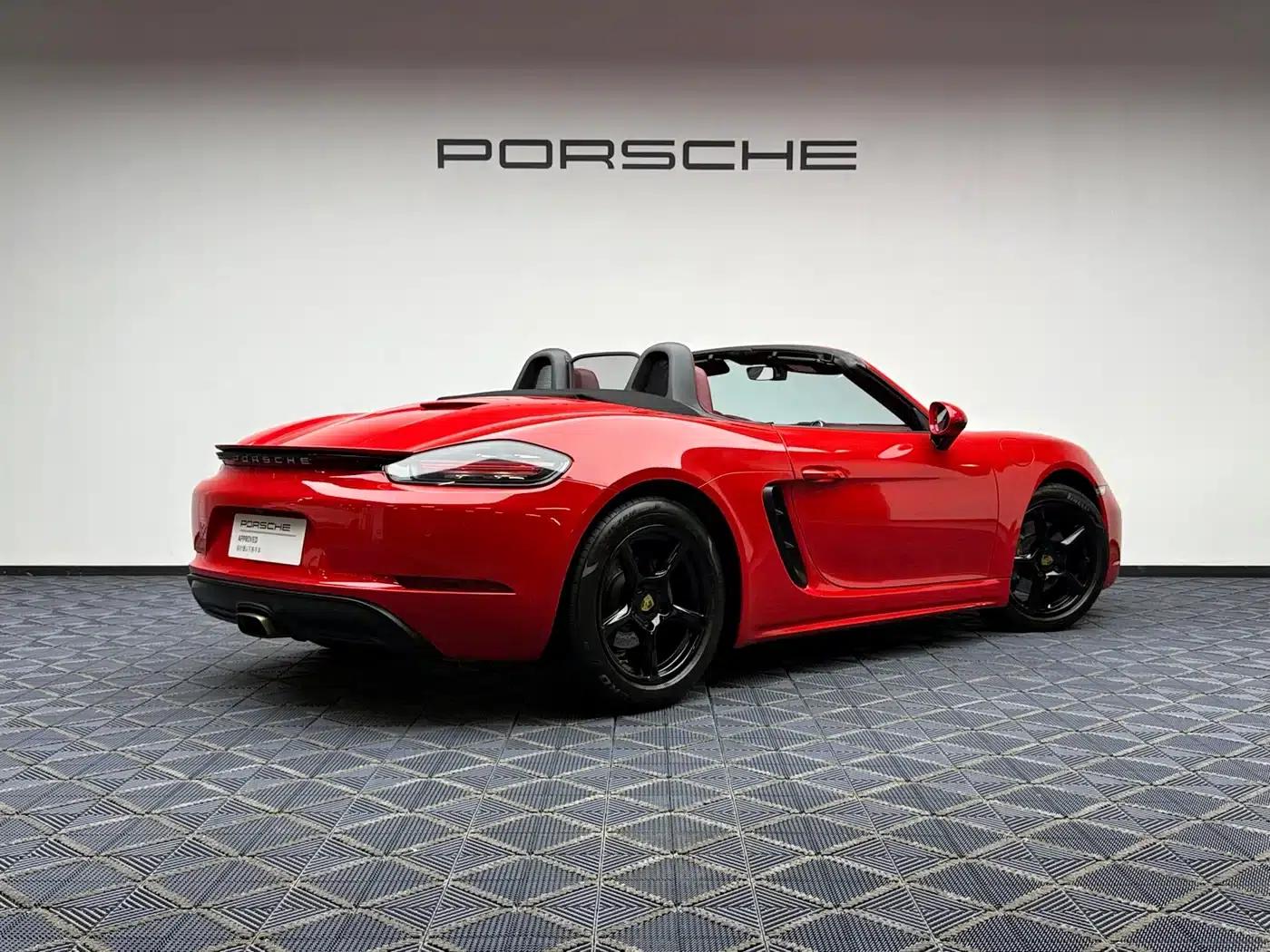 2018 Porsche 718 Boxster 2.0T — миниатюра 4