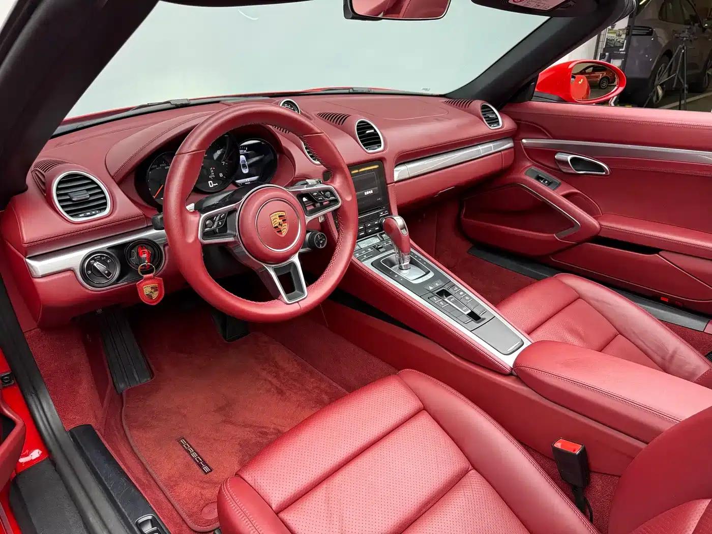 2018 Porsche 718 Boxster 2.0T — миниатюра 8