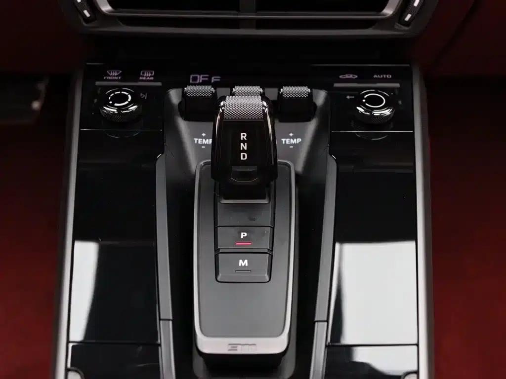 2022 Porsche 911 Carrera 3.0T — миниатюра 21