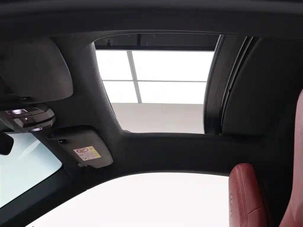 2022 Porsche 911 Carrera 3.0T — миниатюра 10