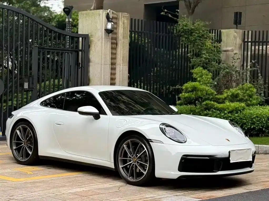 Porsche 911 2020 Carrera 3.0T — миниатюра 2