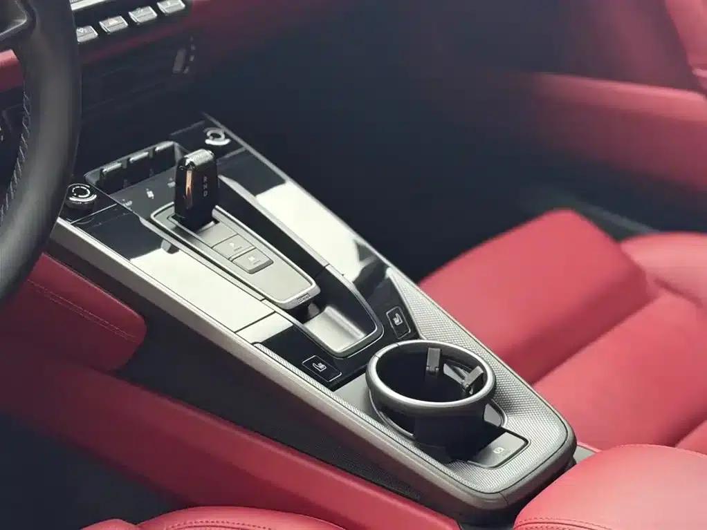 Porsche 911 2020 Carrera 3.0T — миниатюра 11
