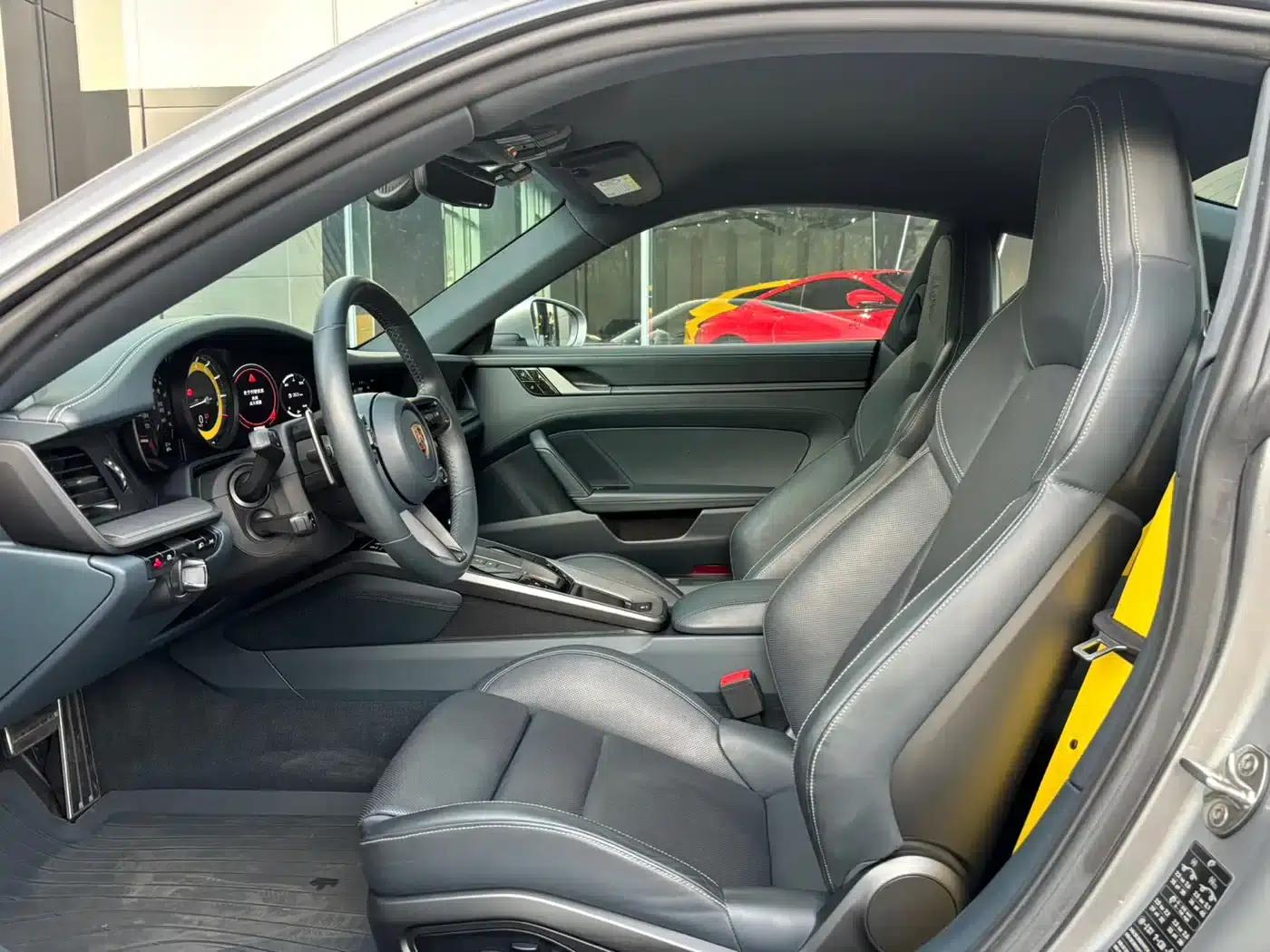 Porsche 911 2020 Carrera 3.0T — миниатюра 4