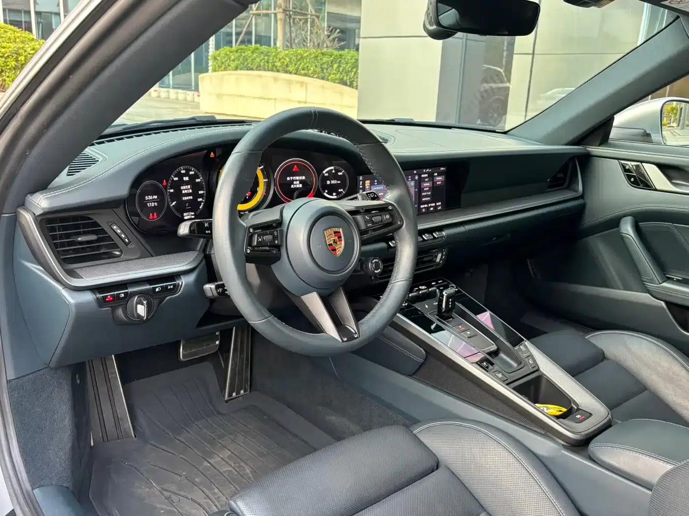 Porsche 911 2020 Carrera 3.0T — миниатюра 8