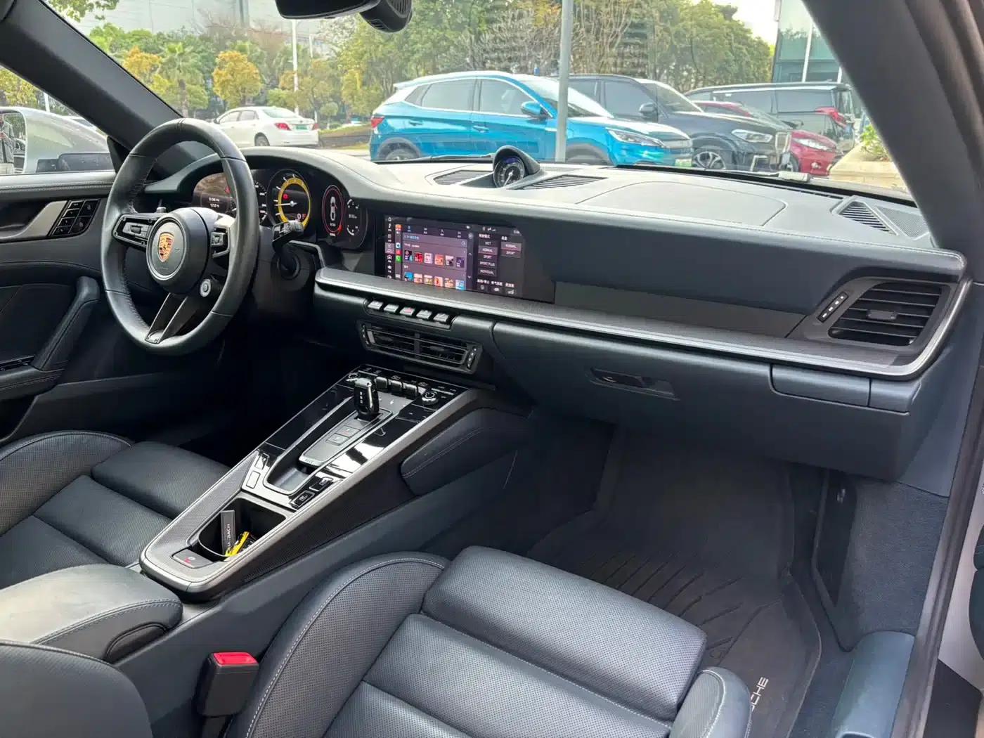 Porsche 911 2020 Carrera 3.0T — миниатюра 10