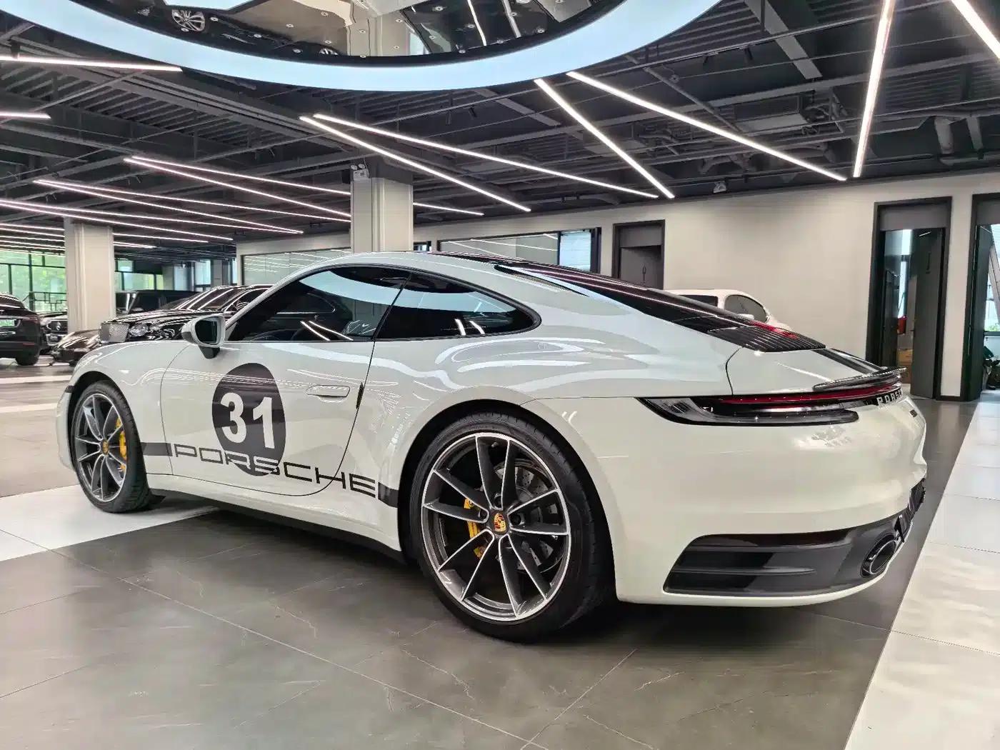 2023 Porsche 911 Carrera 3.0T — миниатюра 6