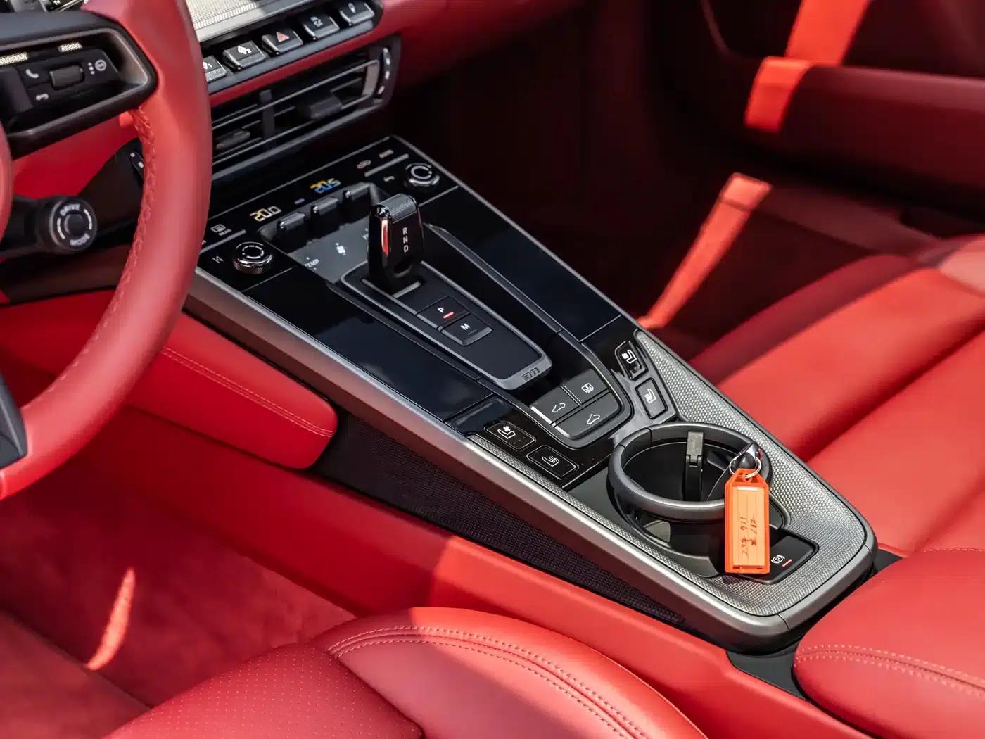 2023 Porsche 911 Carrera 3.0T — миниатюра 13